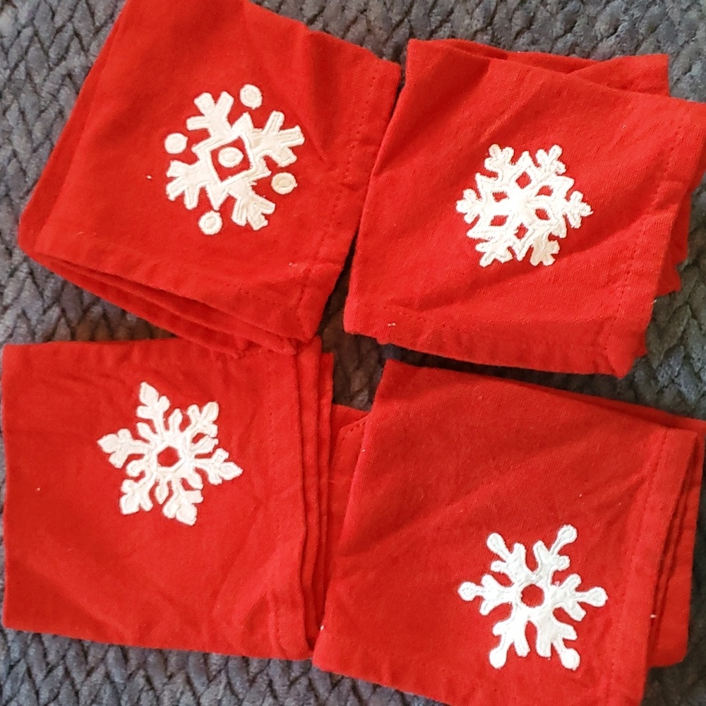 Cotton cocktail napkins